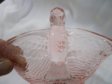 Load image into Gallery viewer, Pink Glass Double Bird Decor Bowl