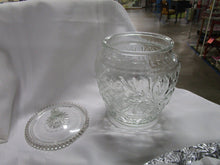 Load image into Gallery viewer, Tiara Indiana Clear Pressed Glass Sunflower Cookie Biscuit Jar