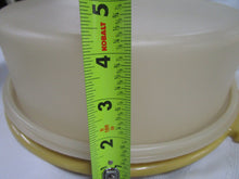 Load image into Gallery viewer, Vintage Tupperware Pie Cupcake Keeper Carrier