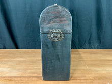 Load image into Gallery viewer, Vintage Wine Bottle Holder