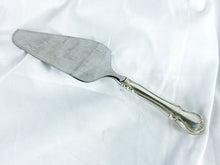 Load image into Gallery viewer, Vintage Towle Sterling Silver Handle & Stainless Blade Pie/Cake Cutter/Server