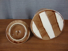 Load image into Gallery viewer, Vintage Unmarked McCoy Brown Ceramic Cookie Churn Cookie Canister Jar
