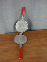 Load image into Gallery viewer, Vintage Nordic Ware Scandinavian Leaf and Berry Krumkake Iron