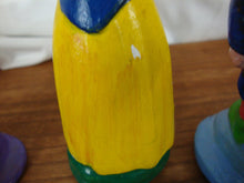 Load image into Gallery viewer, Vintage Yankee Home Mold Snow White & Seven Dwarfs Handpainted Figurine Set