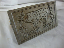 Load image into Gallery viewer, Vintage Cast Iron Pig Bacon Press with Wood Handle
