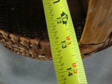 Load image into Gallery viewer, Antique Country Rustic Split Oak Buttocks Large Gathering Basket