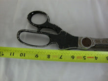 Load image into Gallery viewer, J. Wiss &amp; Sons NJ Metal Pattern Pinking Clothing Shears Scissors Large
