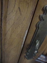 Load image into Gallery viewer, Vintage Thomasville Italian Provincial Sideboard Cabinet