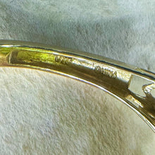 Load image into Gallery viewer, Vintage 14K Gold Green Stone Cluster Cocktail Ring, Size 8