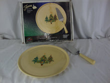 Load image into Gallery viewer, Vintage Fiesta USA Trio Trees Cake Serving Plate and Cake Server