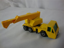 Load image into Gallery viewer, 1976 Matchbox Lesney No. 49 Yellow Crane Truck No Hook