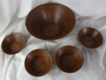 Load image into Gallery viewer, Vintage Thermo Serve Faux Wood Plastic Wood Salad Serving Bowl and Four Individual Bowls