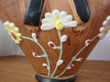 Load image into Gallery viewer, Vintage Italy Pottery Daisy Flower Fan Shape Decor Basket