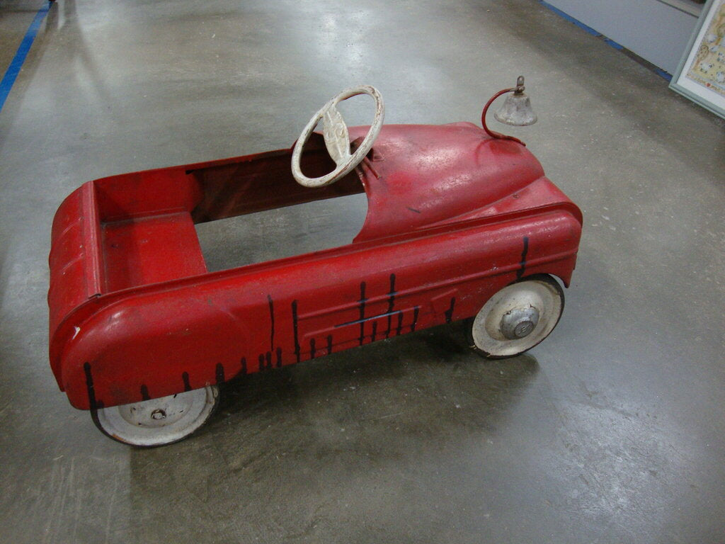 toy pedal car 1950's Retro Red Metal Pedal Car Firetruck Children's Toy Car