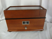 Load image into Gallery viewer, Vintage Henry Troemner Model No W-33-CLA 4 Ounce Pharmacist Apothecary Balance Scale