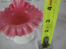 Load image into Gallery viewer, Vintage Fenton Peach Pink Crest Jack in the Pulpit Small Vase