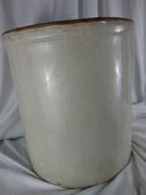 Load image into Gallery viewer, Vintage Ransbottom Crown 10 Gallon Stoneware Crock