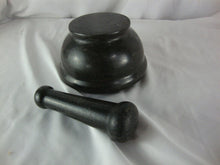 Load image into Gallery viewer, Black Granite Apothecary Spice Herb Mortar and Pestle Set