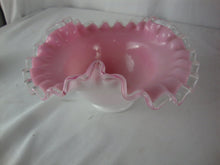 Load image into Gallery viewer, Vintage Fenton Pink Peach Crest Shell Bowl Vase
