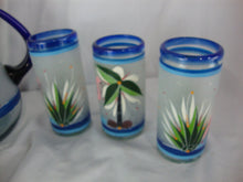 Load image into Gallery viewer, Vintage Mexico Blown Clear Cobalt Blue Rim Flamingo Motif Beverage Pitcher Six Glasses Set