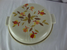 Load image into Gallery viewer, Vintage Hall Jewel Tea Autumn Leaf Ceramic Casserole Bowl with Lid