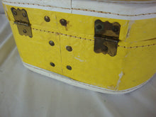 Load image into Gallery viewer, Vintage Luce Girls Ballerina Shoe Travel Carry Case