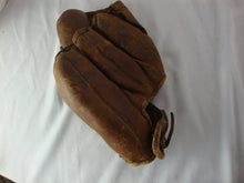 Load image into Gallery viewer, 1950's Nokona Ristankor 3 Finger Right Hander Leather Baseball Glove
