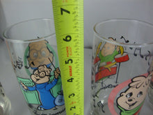 Load image into Gallery viewer, 1985 Hardees Alvin & Chipmunks & Chipettes Beverage Glasses Set of 4