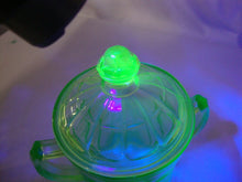 Load image into Gallery viewer, Vintage Hazel Atlas Optic Block Uranium Vaseline Glass Sugar Bowl with Lid
