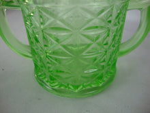 Load image into Gallery viewer, Vintage Hazel Atlas X Pattern Uranium Vaseline Glass Sugar Bowl with Lid