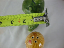 Load image into Gallery viewer, Vintage Japan Anthropomorphic Frog Holding Mushroom Salt Pepper Shaker Set