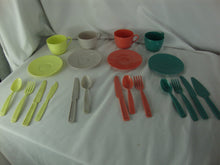 Load image into Gallery viewer, Vintage Gothamware USA Plastic Kids Toy Utensil Teacup Saucer Set
