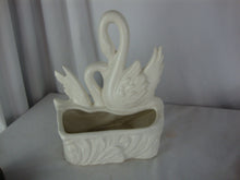 Load image into Gallery viewer, Vintage Hull USA Cream Ceramic Double Swan Indoor Planter