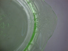 Load image into Gallery viewer, Vintage Anchor Hocking Princess Green Vaseline Glass Oval Serving Platter