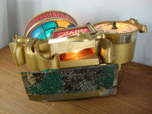 Load image into Gallery viewer, 1976 Schlitz Beer Electric Spinnning Globe and Clock Register Display