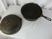 Load image into Gallery viewer, Vintage Griswold Iron Mountain? #8 Chicken Fryer with Lid UNRESTORED