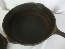 Load image into Gallery viewer, Vintage Griswold Iron Mountain? #8 Chicken Fryer with Lid UNRESTORED