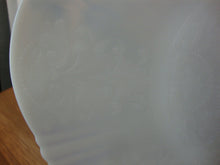 Load image into Gallery viewer, MacBeth Evans American Sweetheart Monax 11 3/4" Serving Platter
