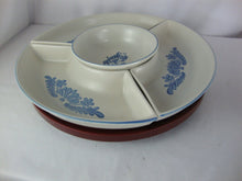 Load image into Gallery viewer, Vintage Pfaltzgraff Yorktowne 4 Piece Appetizer Chip Dip Set on Replacement Lazy Susan