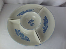 Load image into Gallery viewer, Vintage Pfaltzgraff Yorktowne 4 Piece Appetizer Chip Dip Set on Replacement Lazy Susan