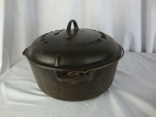 Load image into Gallery viewer, Vintage Griswold No 8 Tite-Top Dutch Oven with Lid and Trivet Unrestored