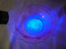 Load image into Gallery viewer, Vintage Jeanette Vaseline Pink Depression Glass 6" Cereal Bowl