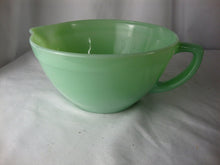 Load image into Gallery viewer, Vintage Fire King Jadeite Mixing Batter Bowl with Handle Spout