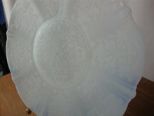 Load image into Gallery viewer, MacBeth Evans American Sweetheart Monax 10 1/4" Dinner Plate