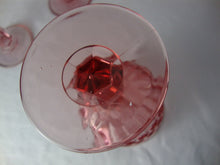 Load image into Gallery viewer, Vintage Fenton Pink Thumbnail Goblet Glass Set of 4