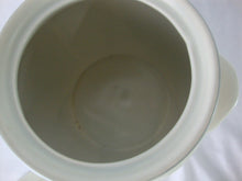 Load image into Gallery viewer, Vintage Pfaltzgraff Heirloom Stoneware Bean Pot with Lid