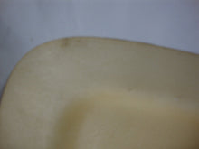 Load image into Gallery viewer, Vintage Bacova Guild Fiberglass Serving Tray with Cardinal Pair