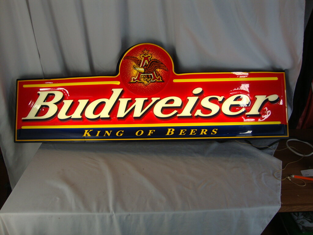 Vintage Anheuser Busch Budweiser King of Beers XLarge Lighted Beer