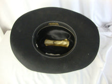 Load image into Gallery viewer, Resistol 4xxxx Beaver Quicksilver 7 1/4 Long Oval Black Cowboy Hat with Original Box