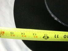 Load image into Gallery viewer, Resistol 4xxxx Beaver Quicksilver 7 1/4 Long Oval Black Cowboy Hat with Original Box